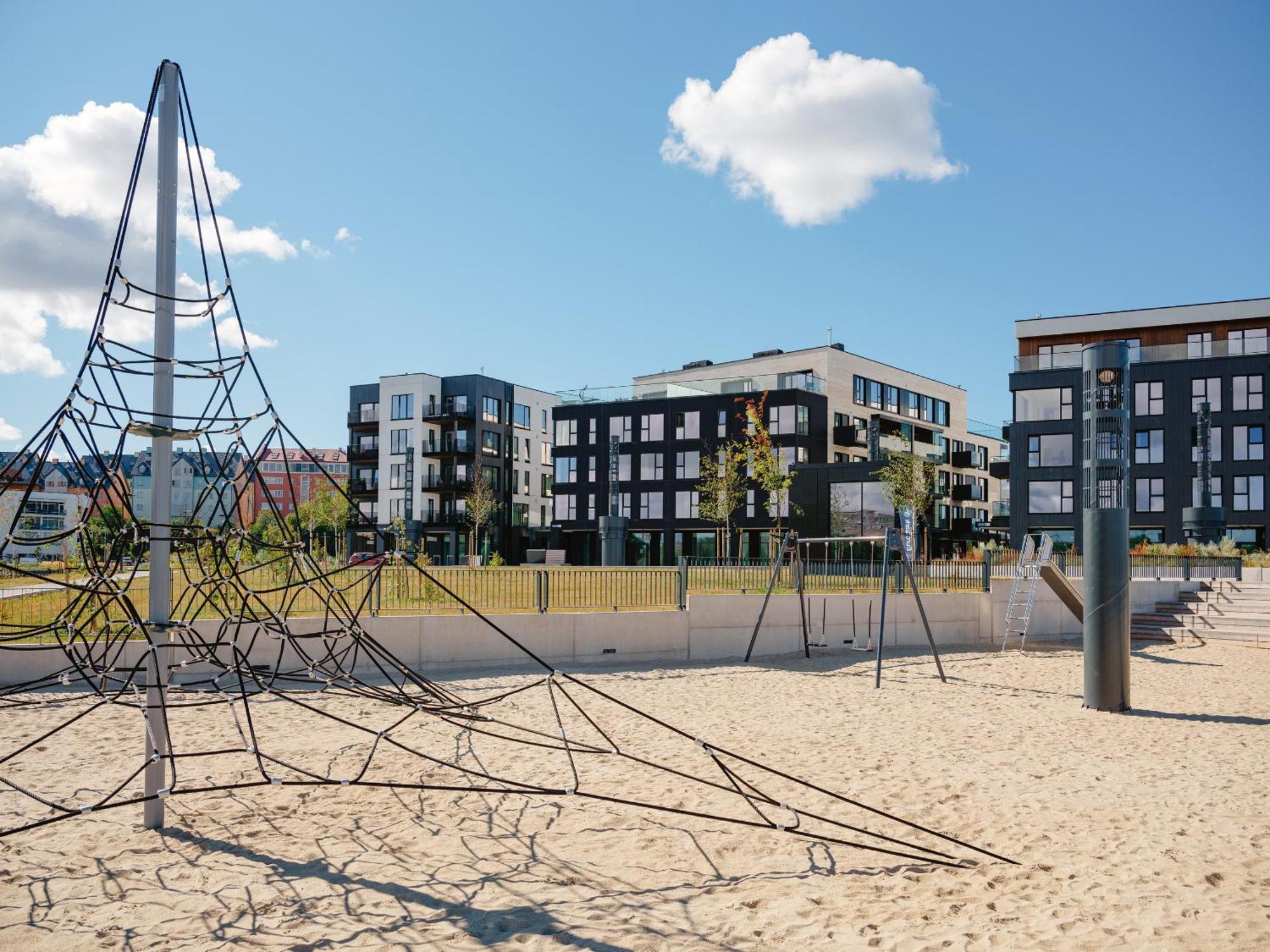 Apartamento Stylish Waterfront With Lounge Terrace & Sauna