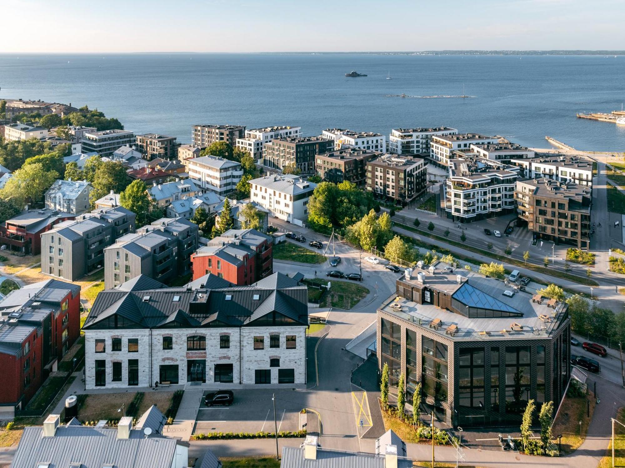 Stylish Waterfront With Lounge Terrace & Sauna Apartamento *