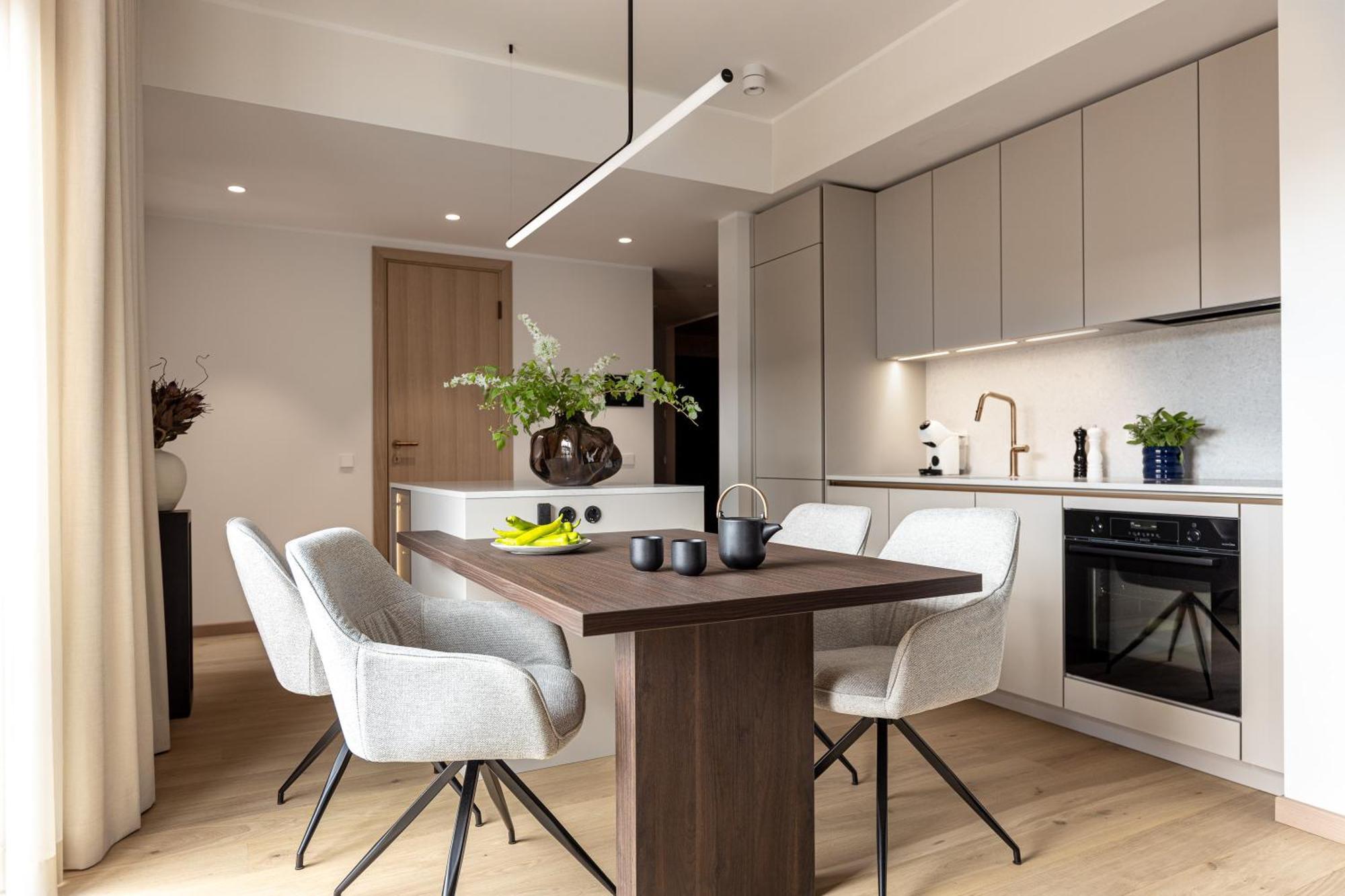 Stylish Waterfront With Lounge Terrace & Sauna Apartment